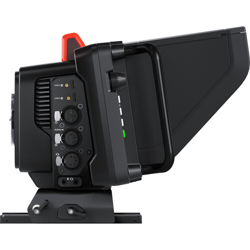 Видеокамера Blackmagic Studio Camera 4K Plus ;?>